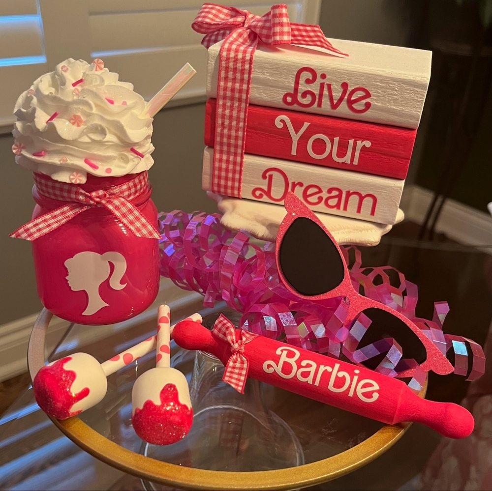 💗Adorable Tier Tray Faux Barbie Decor💗